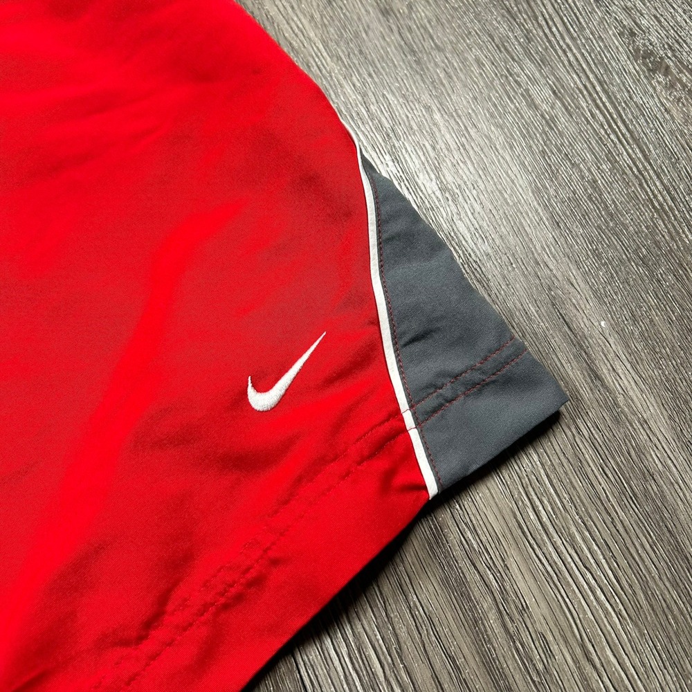 Nike Swim Trunks XL‎ Red Grey White Mesh Lined Drawstring Board Shorts Y2K Baggy - Picture 5 of 8